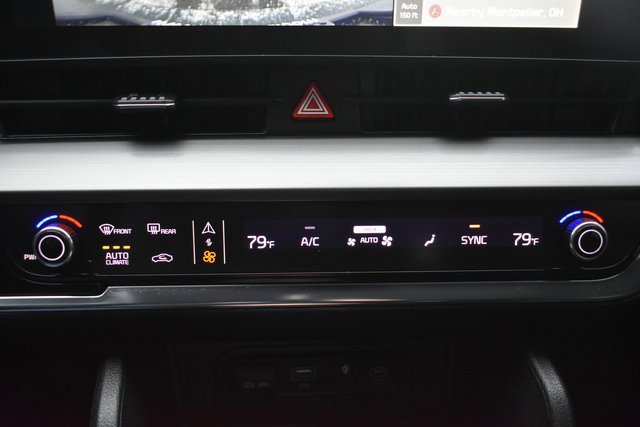 Used 2023 Kia Sportage EX image 27