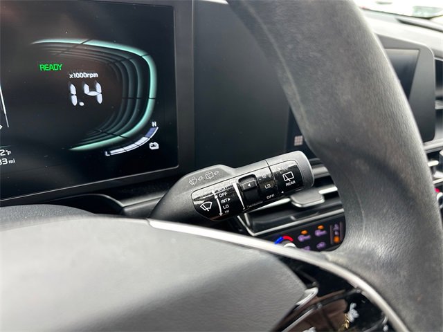 Used 2023 Kia Niro LX image 25