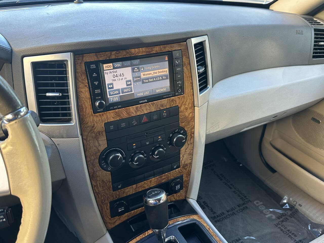Used 2009 Jeep Grand Cherokee Limited AWD/4WD image 5