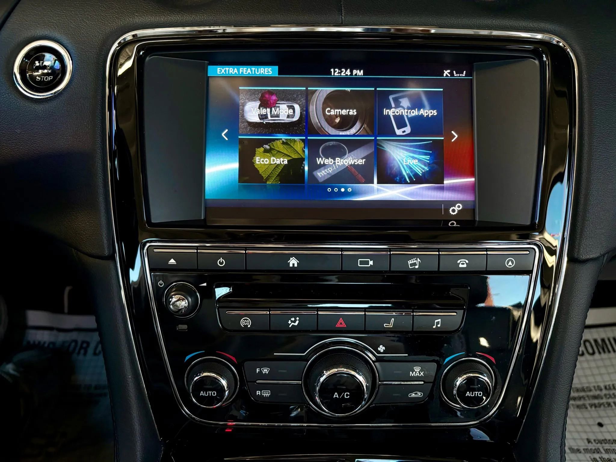 Used 2017 Jaguar XJ R-Sport image 32