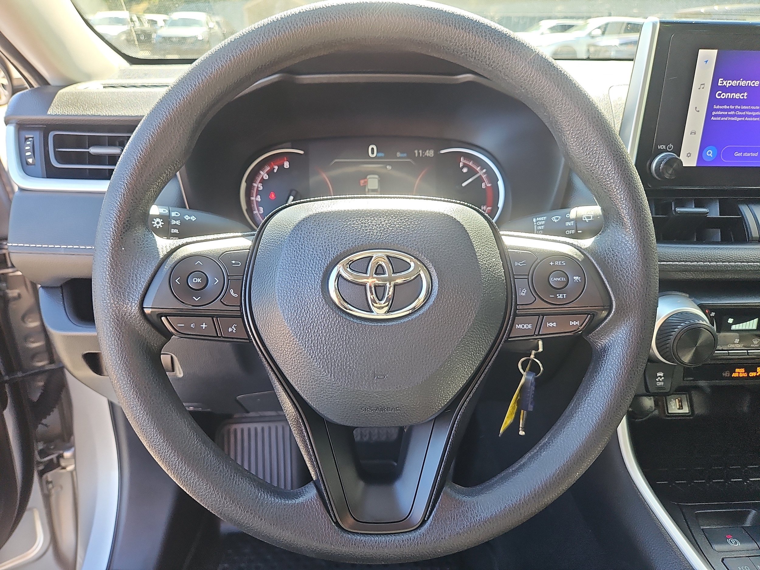 Used 2023 Toyota RAV4 LE AWD/4WD image 17