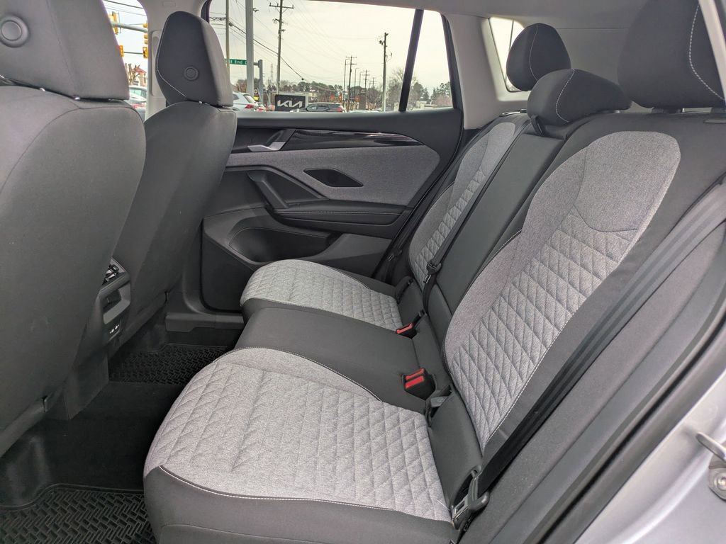 Certified 2025 Volkswagen Tiguan S image 14