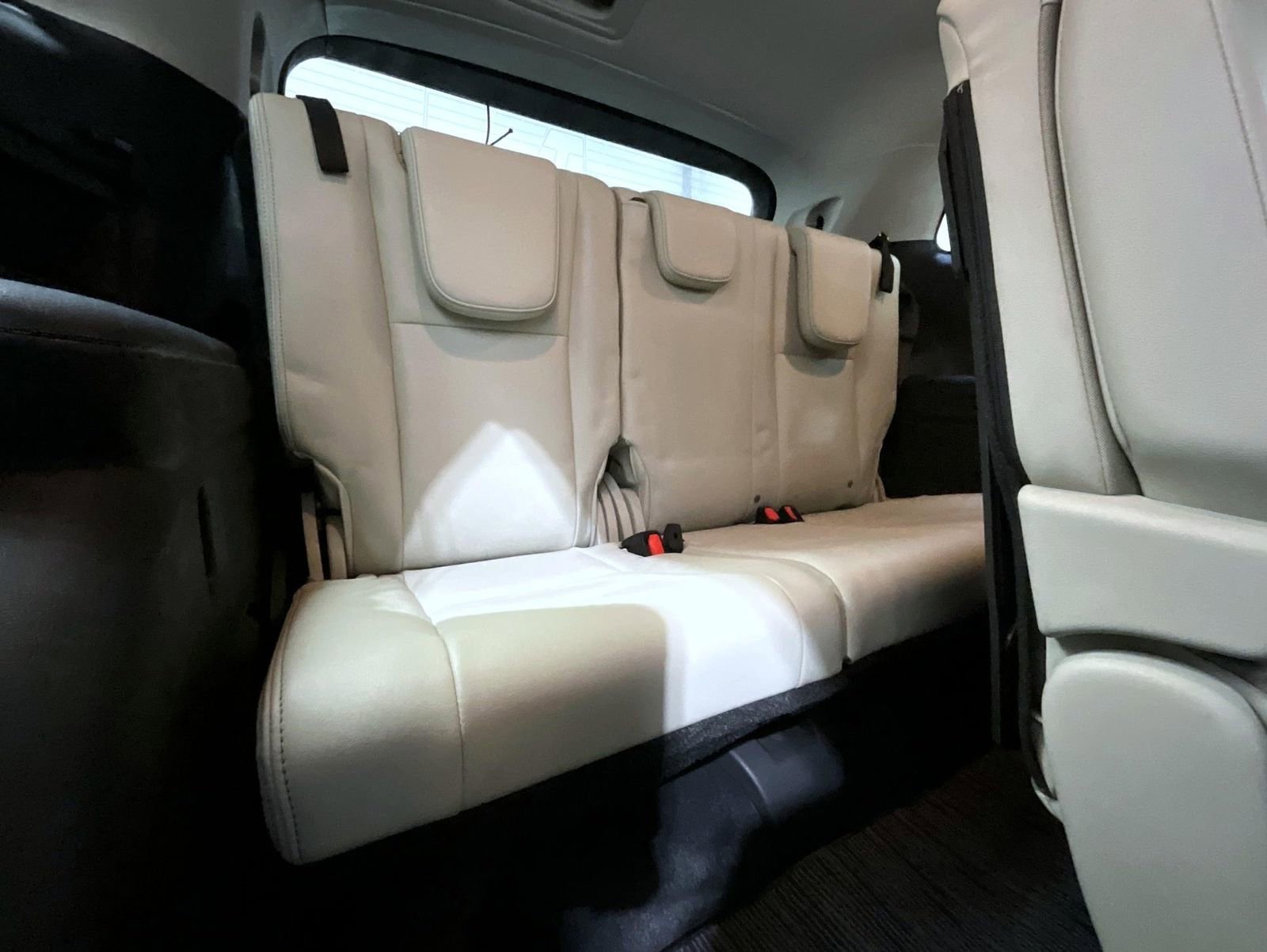 Used 2022 Subaru Ascent Limited image 21