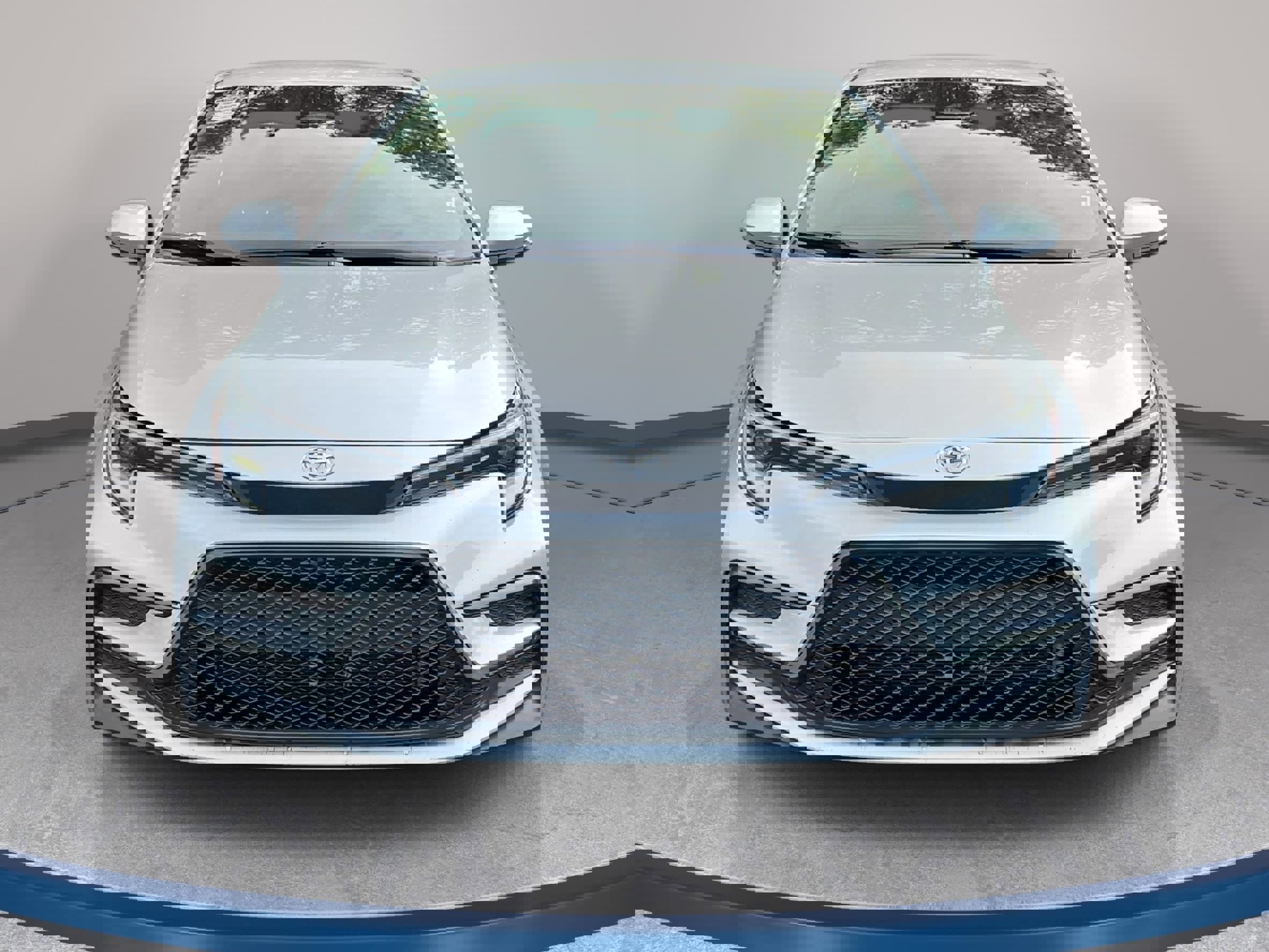 Used 2024 Toyota Corolla SE image 2