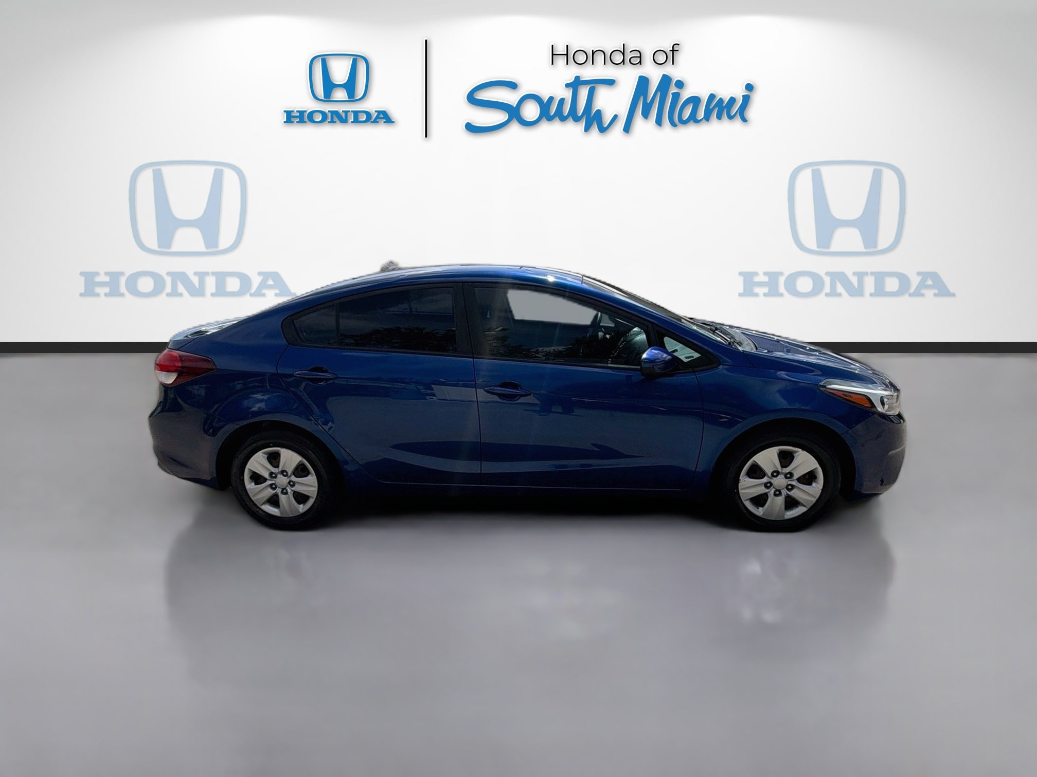 Used 2018 Kia Forte LX w/ LX Rear Camera Package FWD image 8