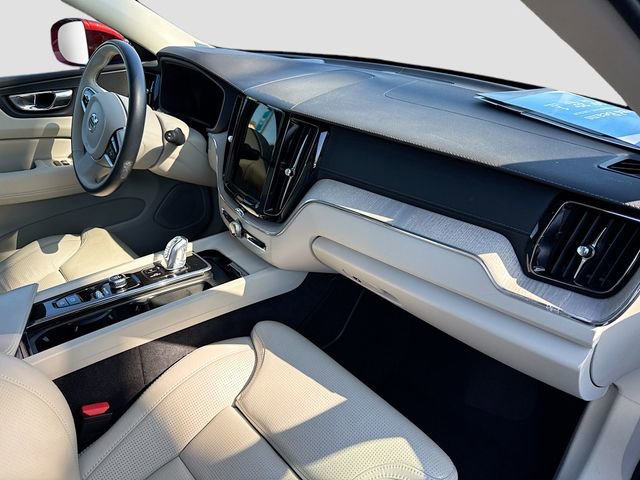 Used 2018 Volvo XC60 T8 Inscription w/ Luxury Seat Package AWD/4WD image 31