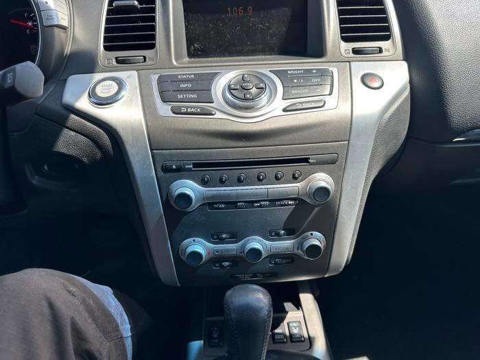 Used 2013 Nissan Murano SL AWD/4WD image 36