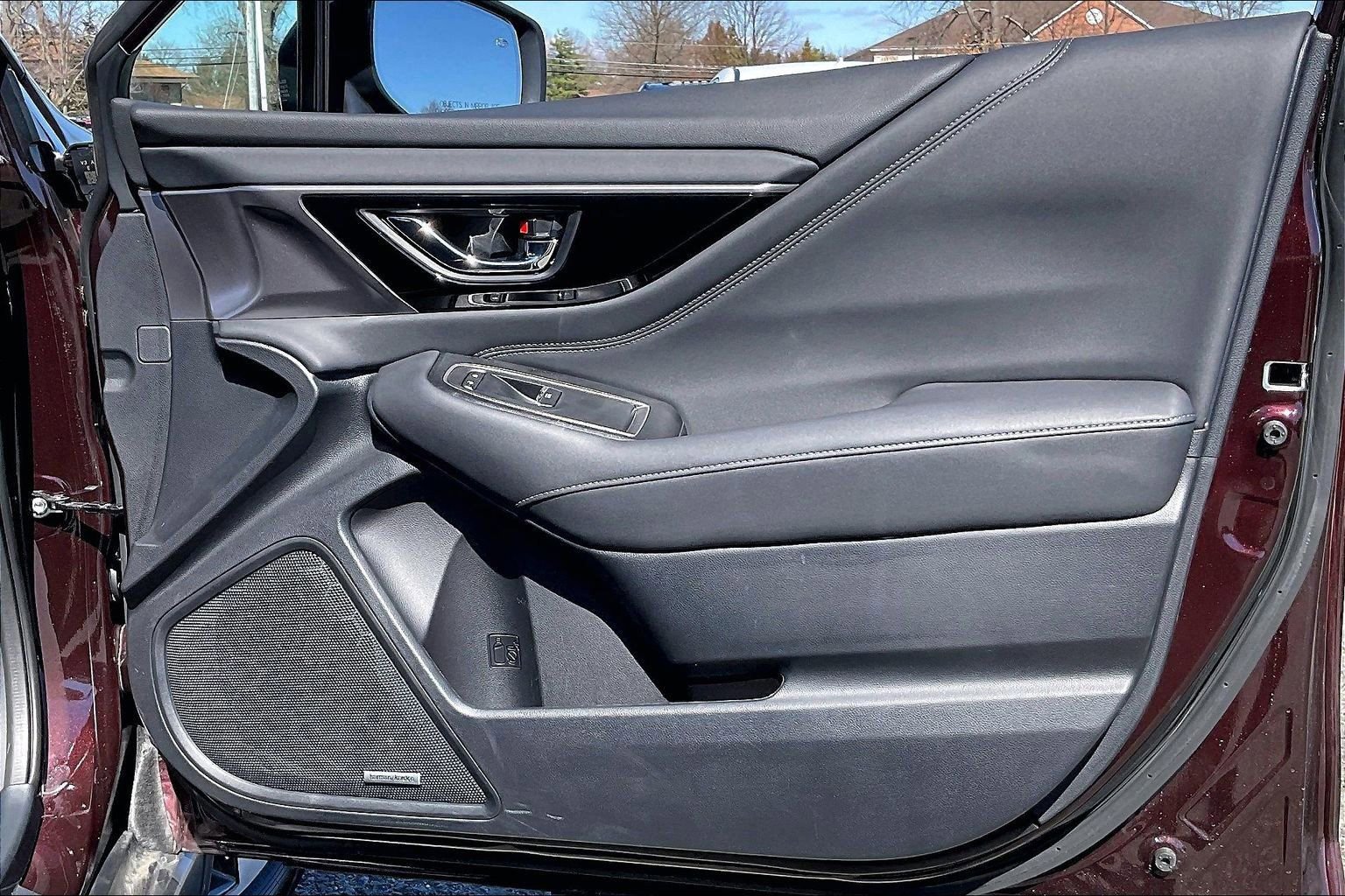 Certified 2025 Subaru Outback Limited w/ Popular Package #2 image 23