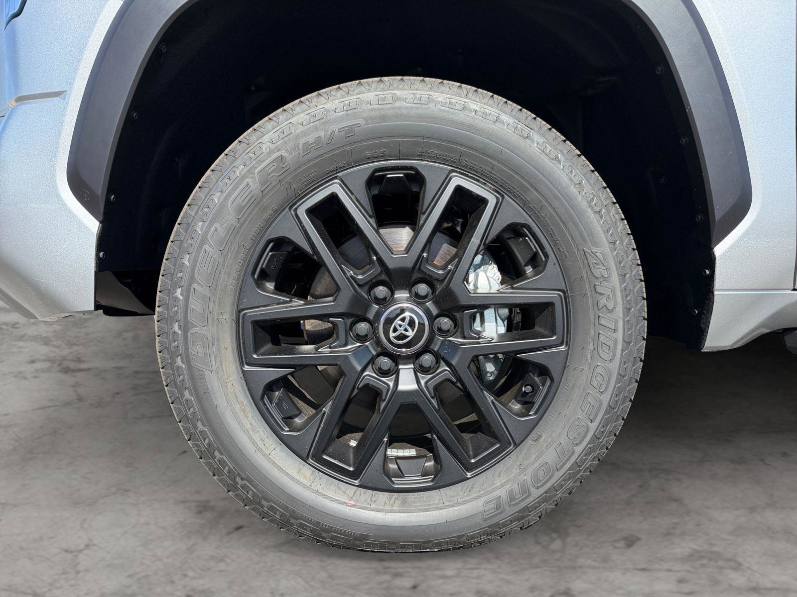 New 2026 Toyota Tundra Limited AWD/4WD image 8