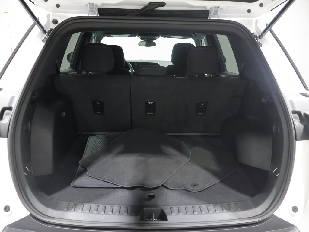 Used 2026 Chevrolet Equinox LT AWD/4WD image 4