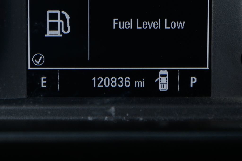 Used 2021 Chevrolet Silverado 1500 Custom w/ LPO, Blackout Package RWD image 21