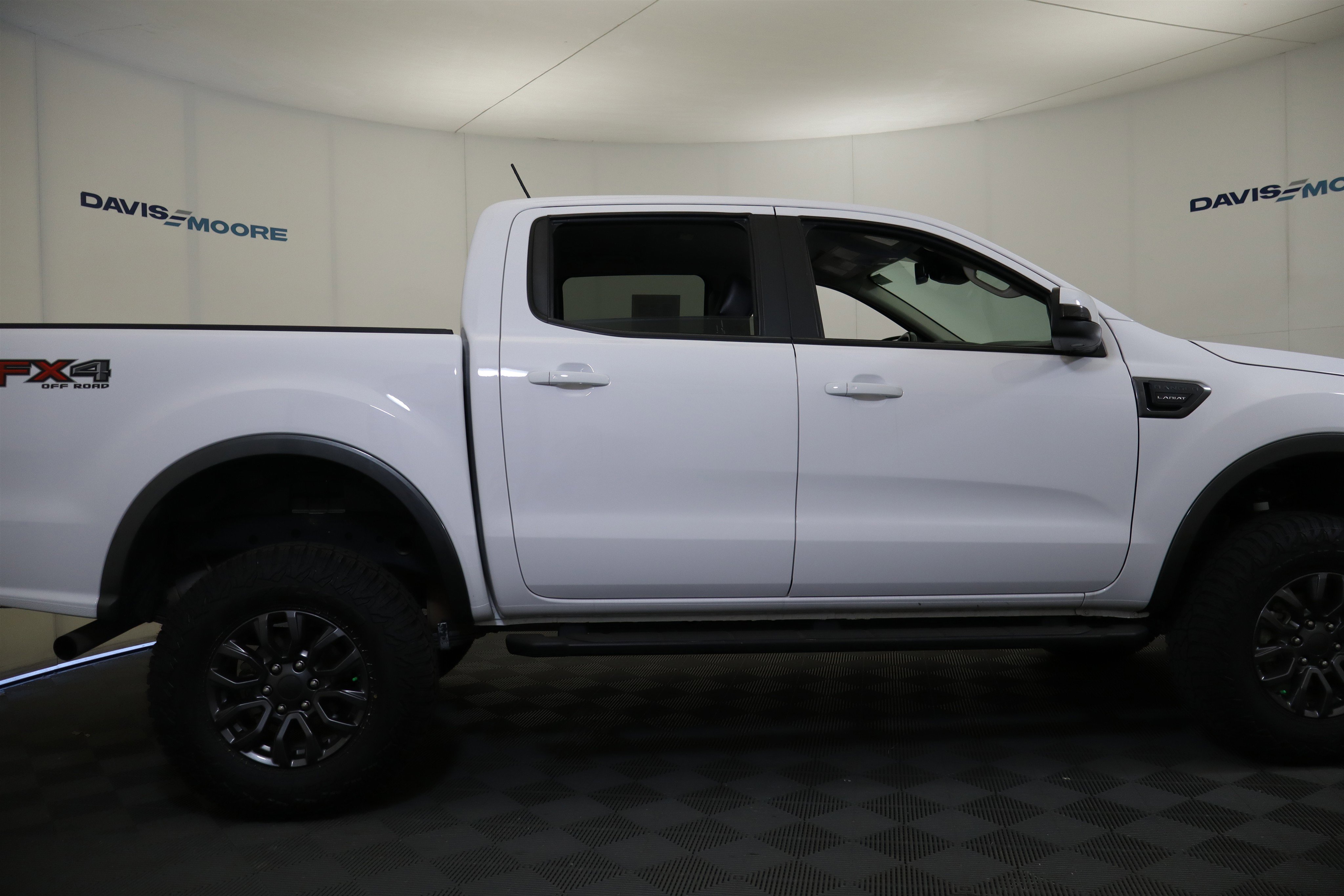 Used 2020 Ford Ranger Lariat w/ Equipment Group 501A Mid image 5