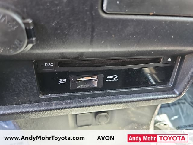 Used 2015 Toyota Sienna SE Premium FWD image 25