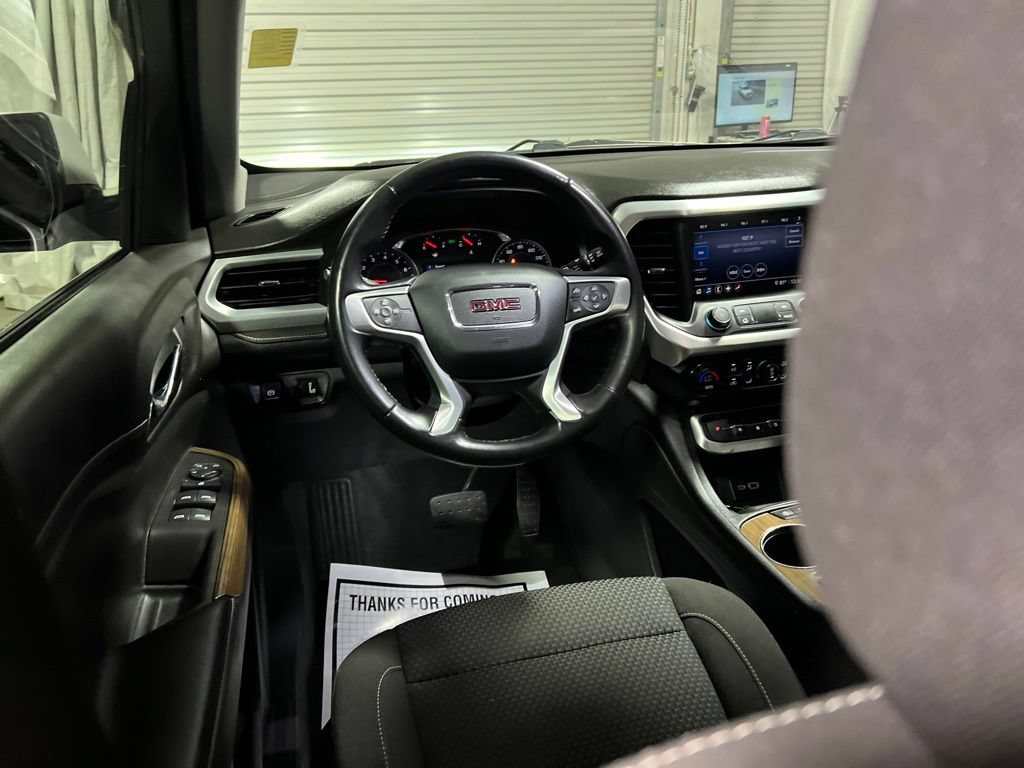 Used 2020 GMC Acadia SLE w/ Driver Convenience Package FWD image 20