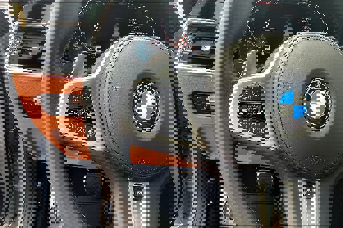 Used 2023 BMW 430i Convertible w/ M Sport Package image 16