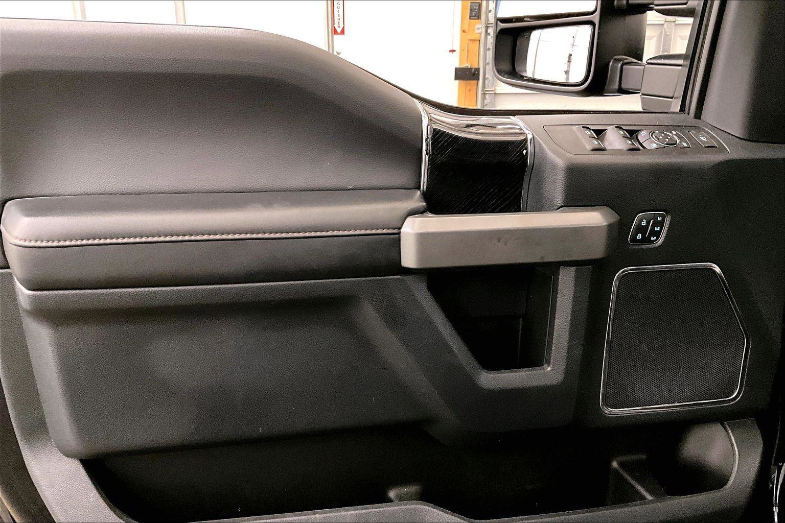 Used 2022 Ford F250 Platinum w/ Tremor Off-Road Package image 22