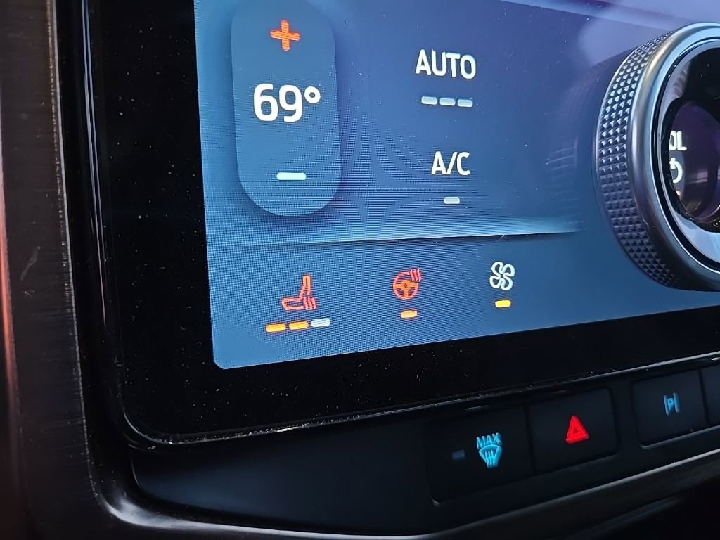 Used 2023 Ford F150 Lightning Lariat w/ Equipment Group 511A High image 27