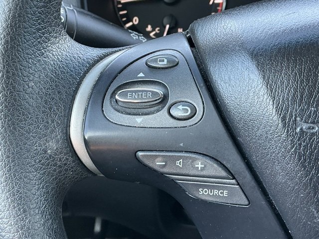 Used 2016 Nissan Pathfinder S image 14