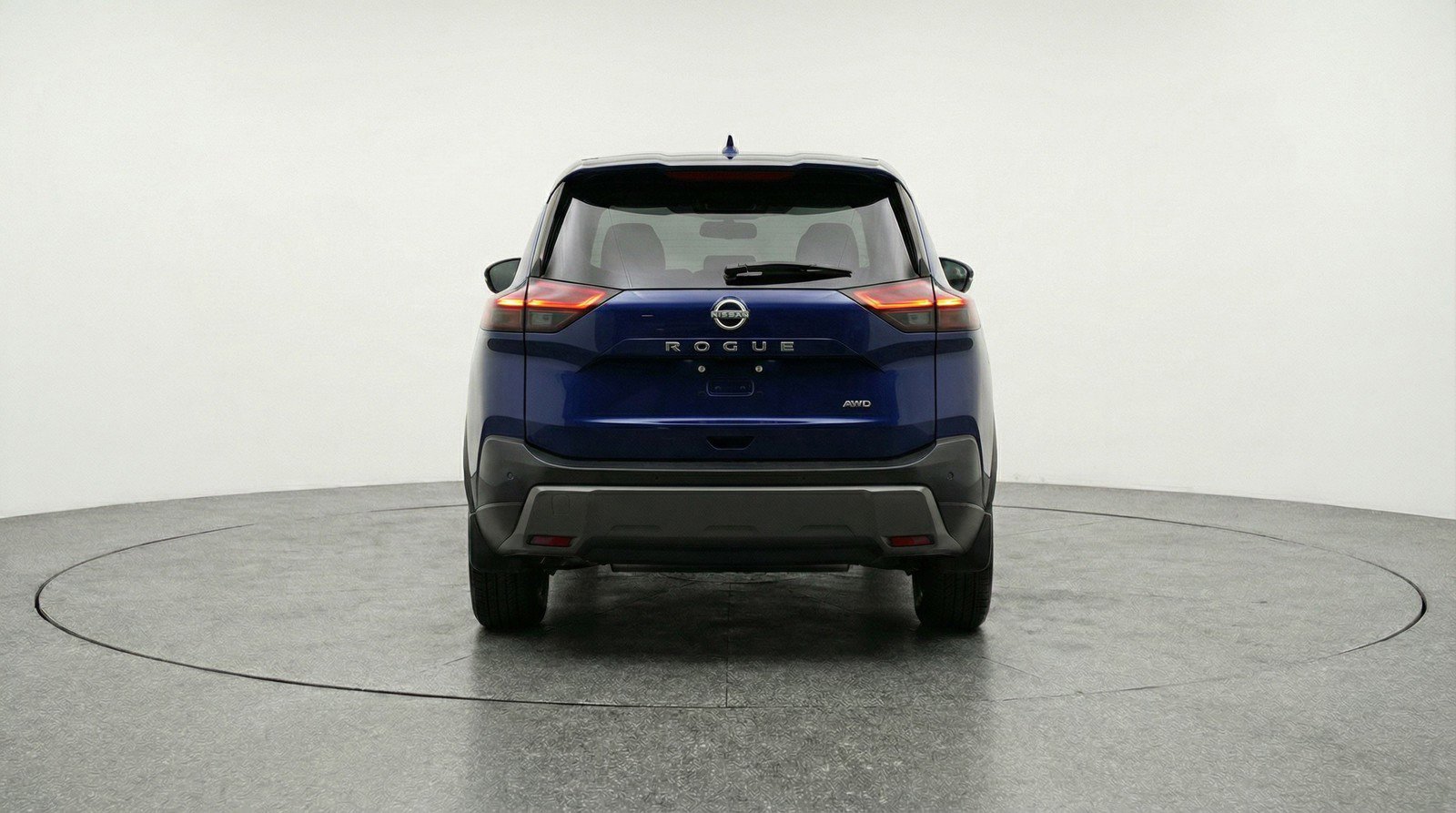 Used 2025 Nissan Rogue SV image 7