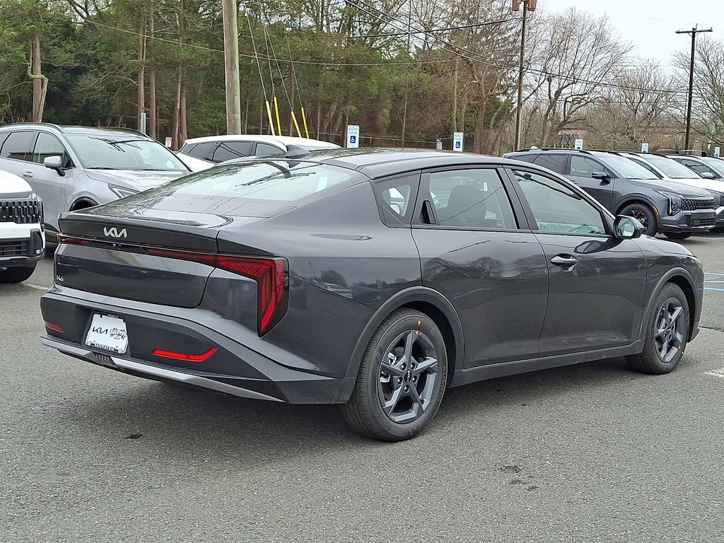 New 2026 Kia K4 FWD image 4