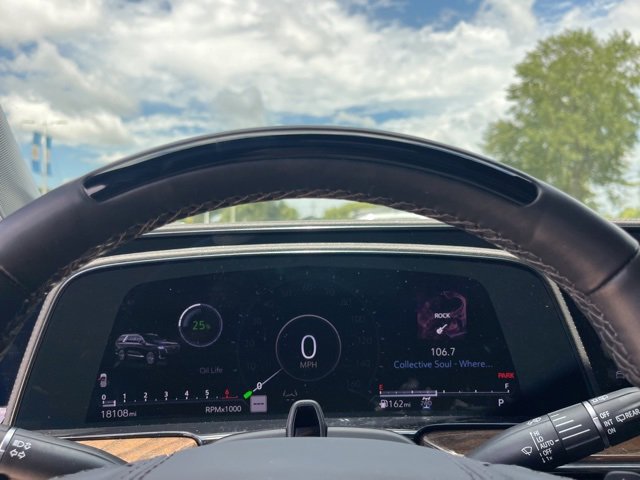 Used 2024 Cadillac Escalade Sport Platinum w/ Heavy-Duty Trailer Package image 24