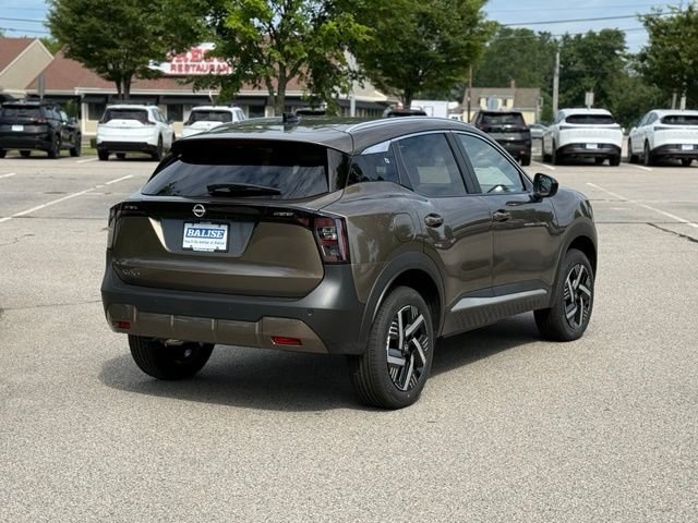 New 2026 Nissan Kicks SV w/ Cold Weather Package FWD image 5