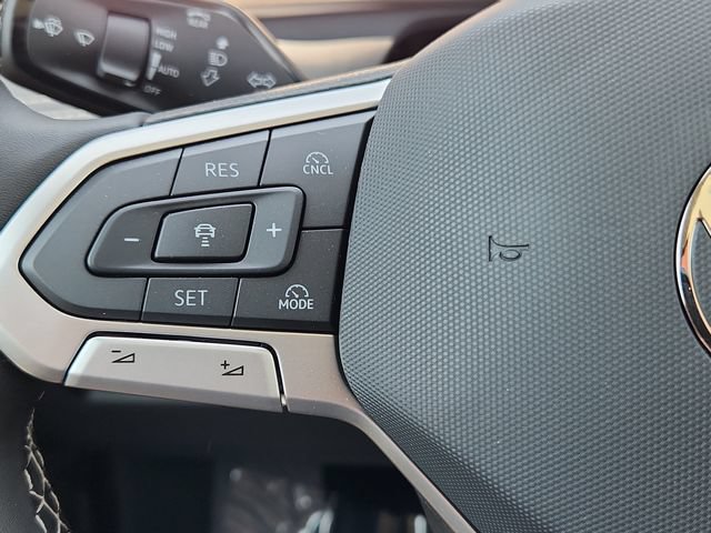 New 2026 Volkswagen Tiguan SE AWD/4WD image 11