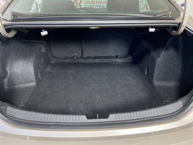 Used 2023 Chevrolet Malibu LT image 22