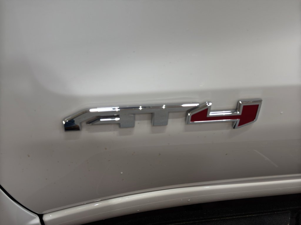 Used 2025 GMC Sierra 1500 AT4 w/ AT4 Premium Package image 12