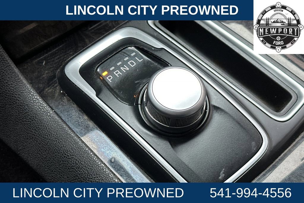 Used 2018 Chrysler 300 Limited image 19