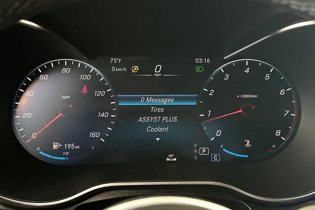 Used 2023 Mercedes-Benz GLC 300 4MATIC Coupe image 27