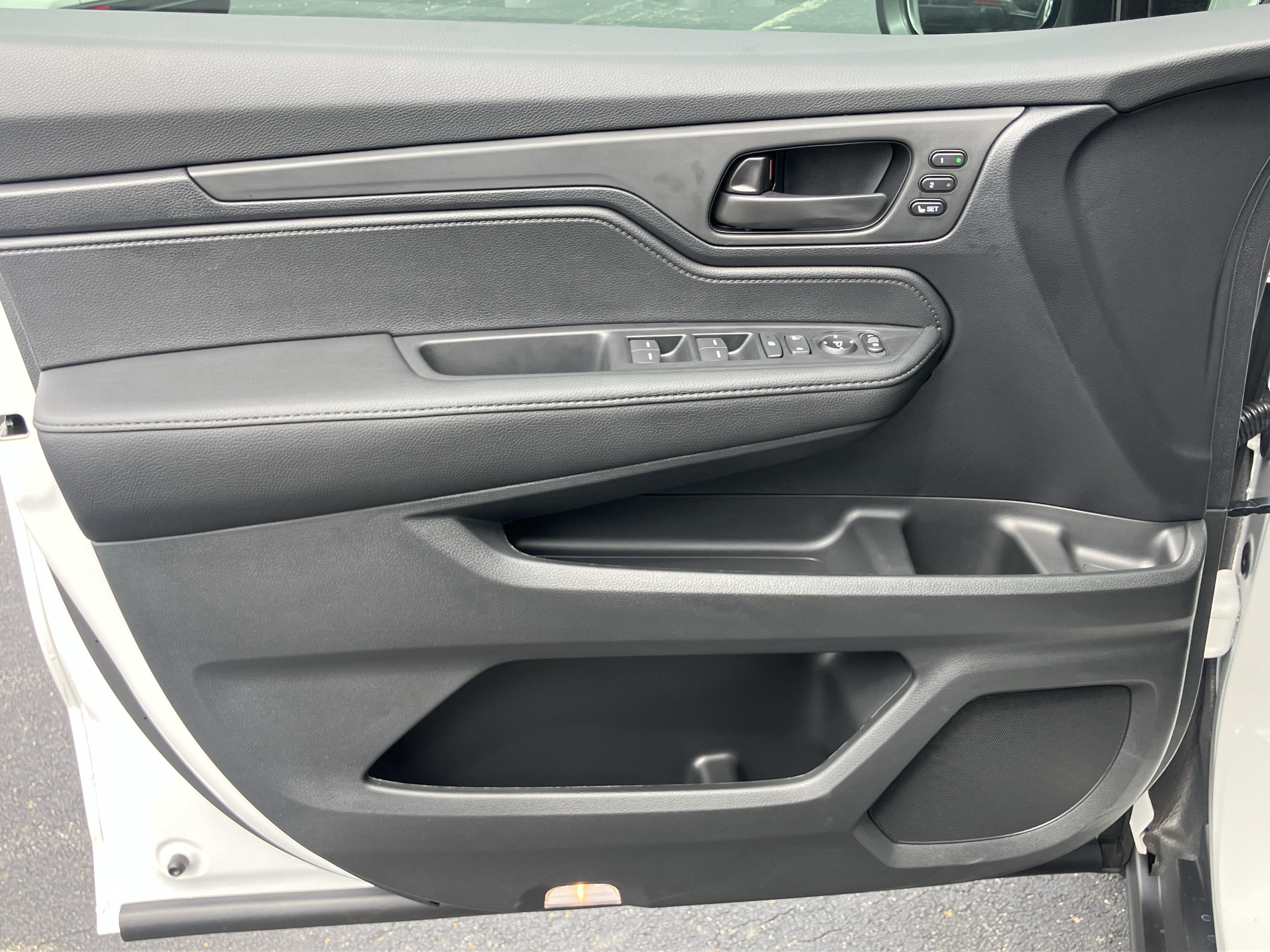 New 2026 Honda Odyssey EX-L image 13
