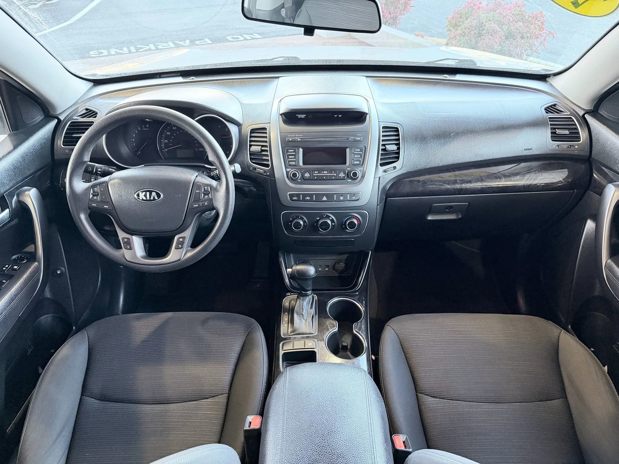 Used 2015 Kia Sorento LX image 17