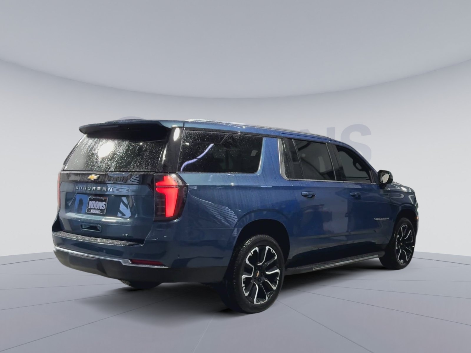 New 2026 Chevrolet Suburban LT w/ Comfort Package AWD/4WD image 11
