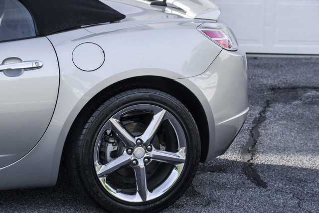 Used 2008 Saturn Sky Red Line RWD image 75