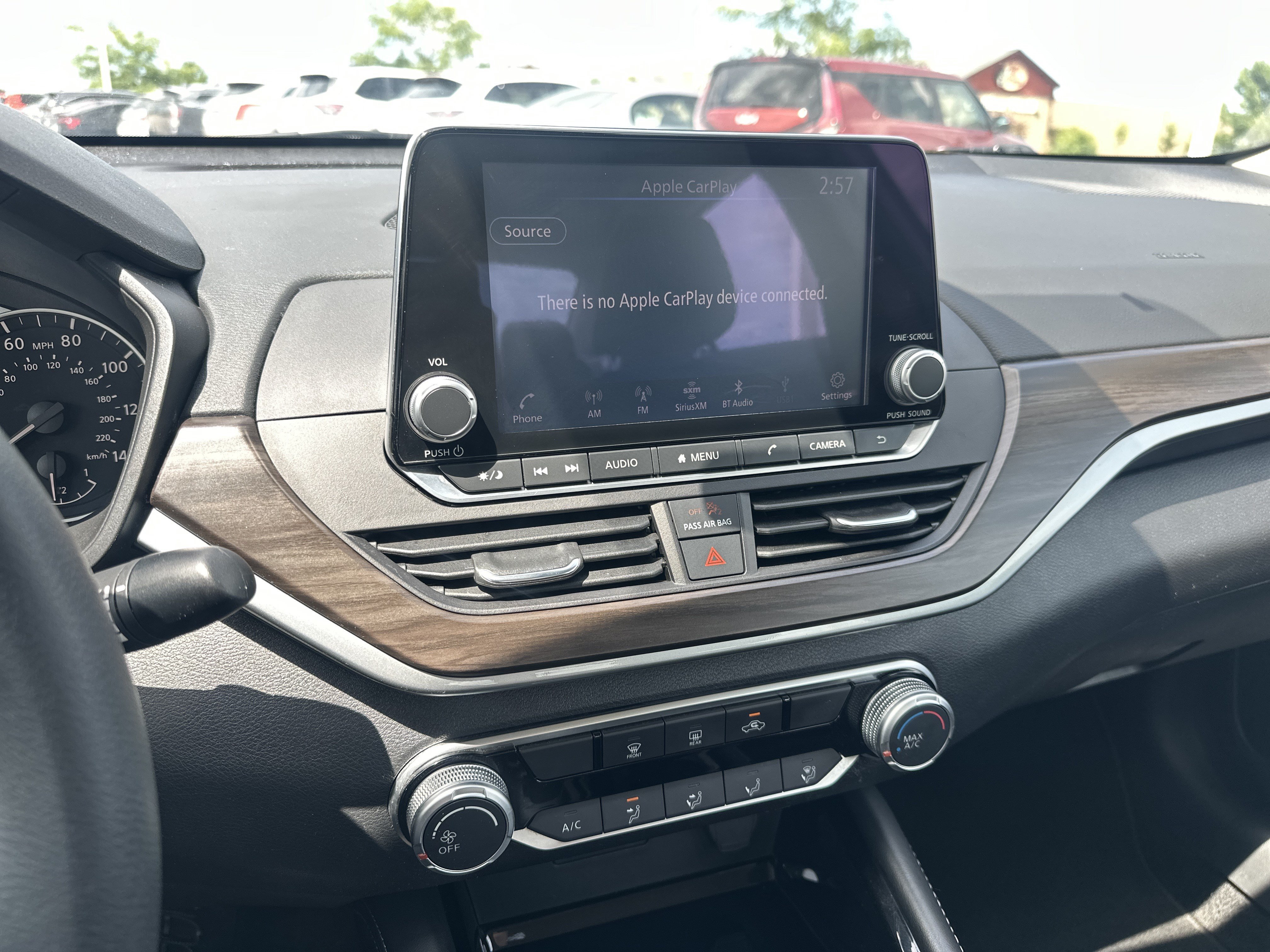 Used 2023 Nissan Altima 2.5 SV FWD image 18