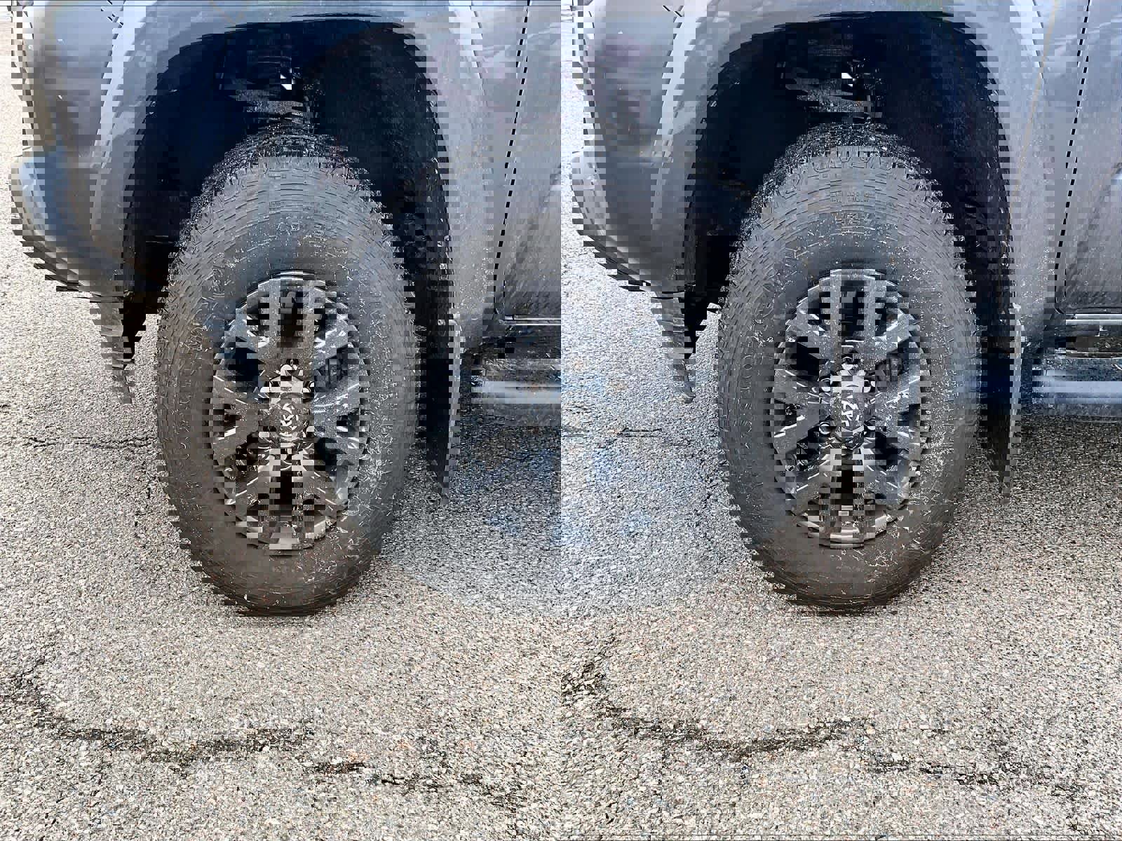 Certified 2021 Toyota Tacoma SR5 image 4