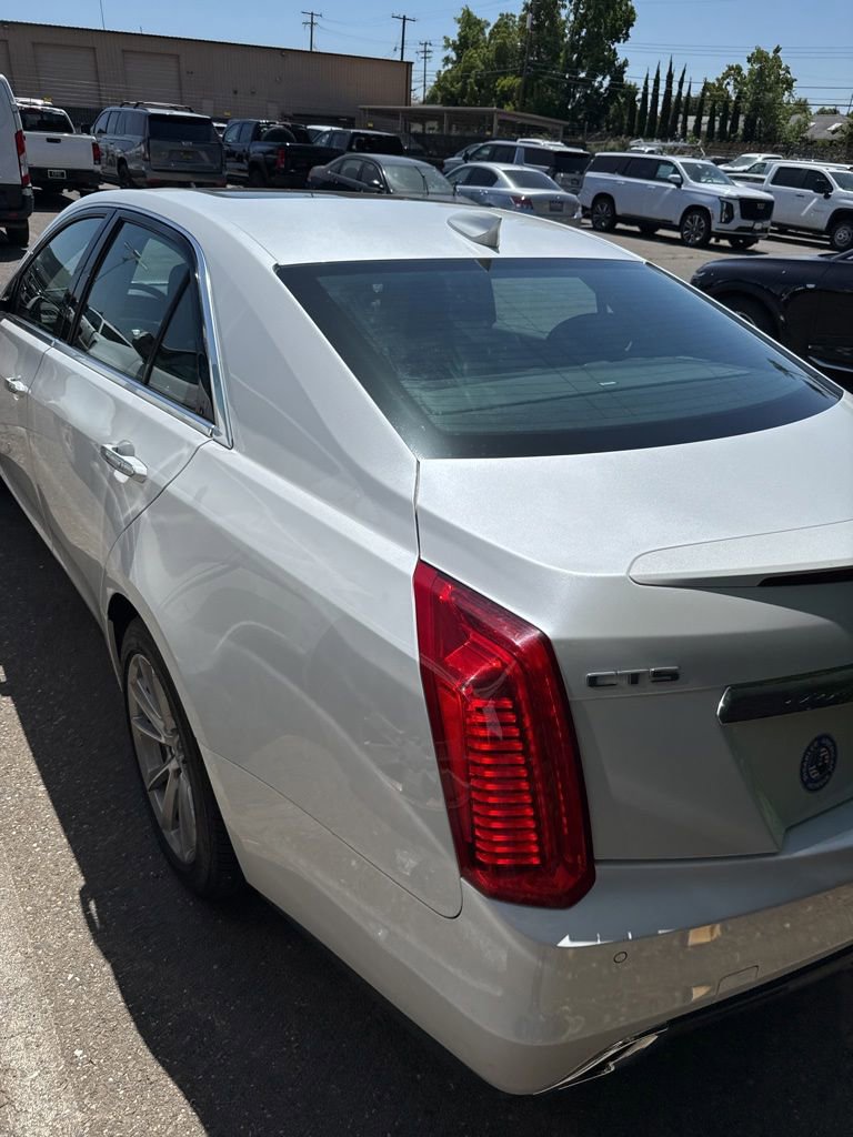 Used 2019 Cadillac CTS Luxury RWD image 9