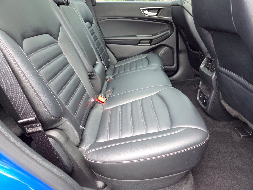 Used 2022 Ford Edge SEL w/ Convenience Package AWD/4WD image 27