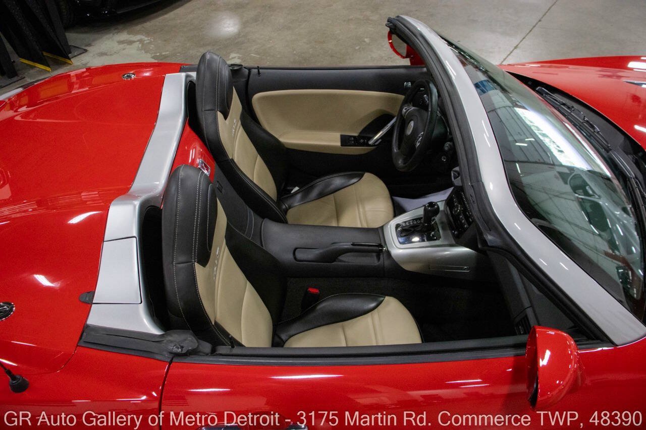 Used 2009 Saturn Sky Red Line RWD image 15