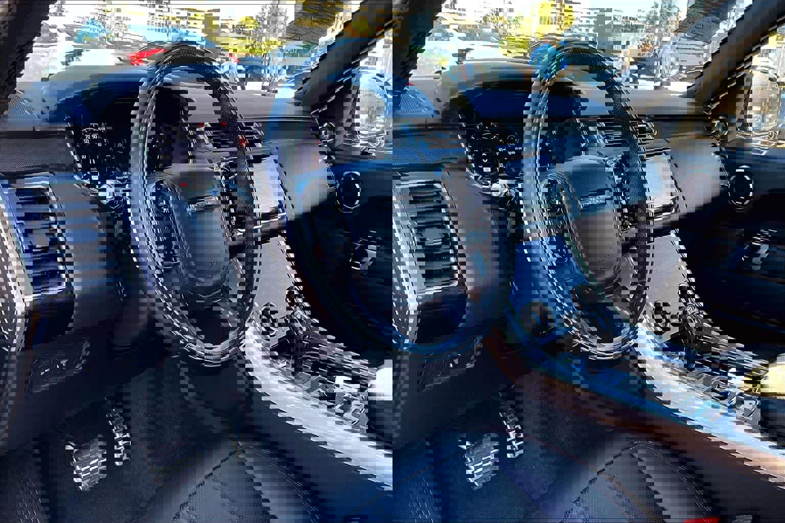 Used 2022 Land Rover Range Rover Sport HSE Silver Edition image 16