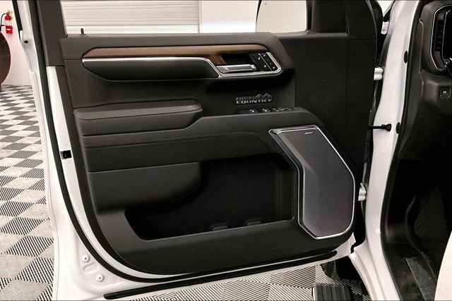 Used 2023 Chevrolet Silverado 1500 High Country w/ High Country Premium Package image 18