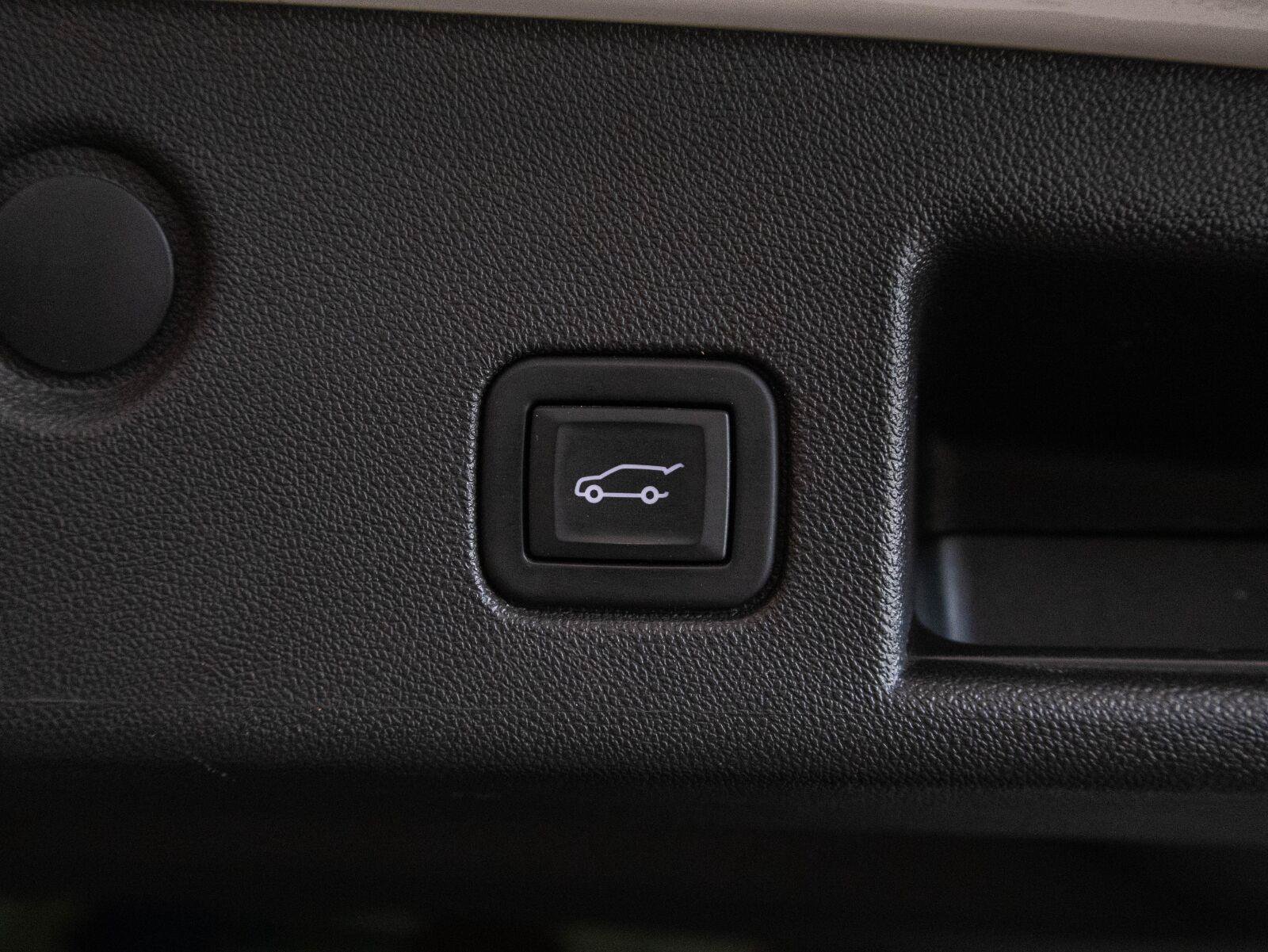 Used 2024 Chevrolet Equinox LT FWD image 24