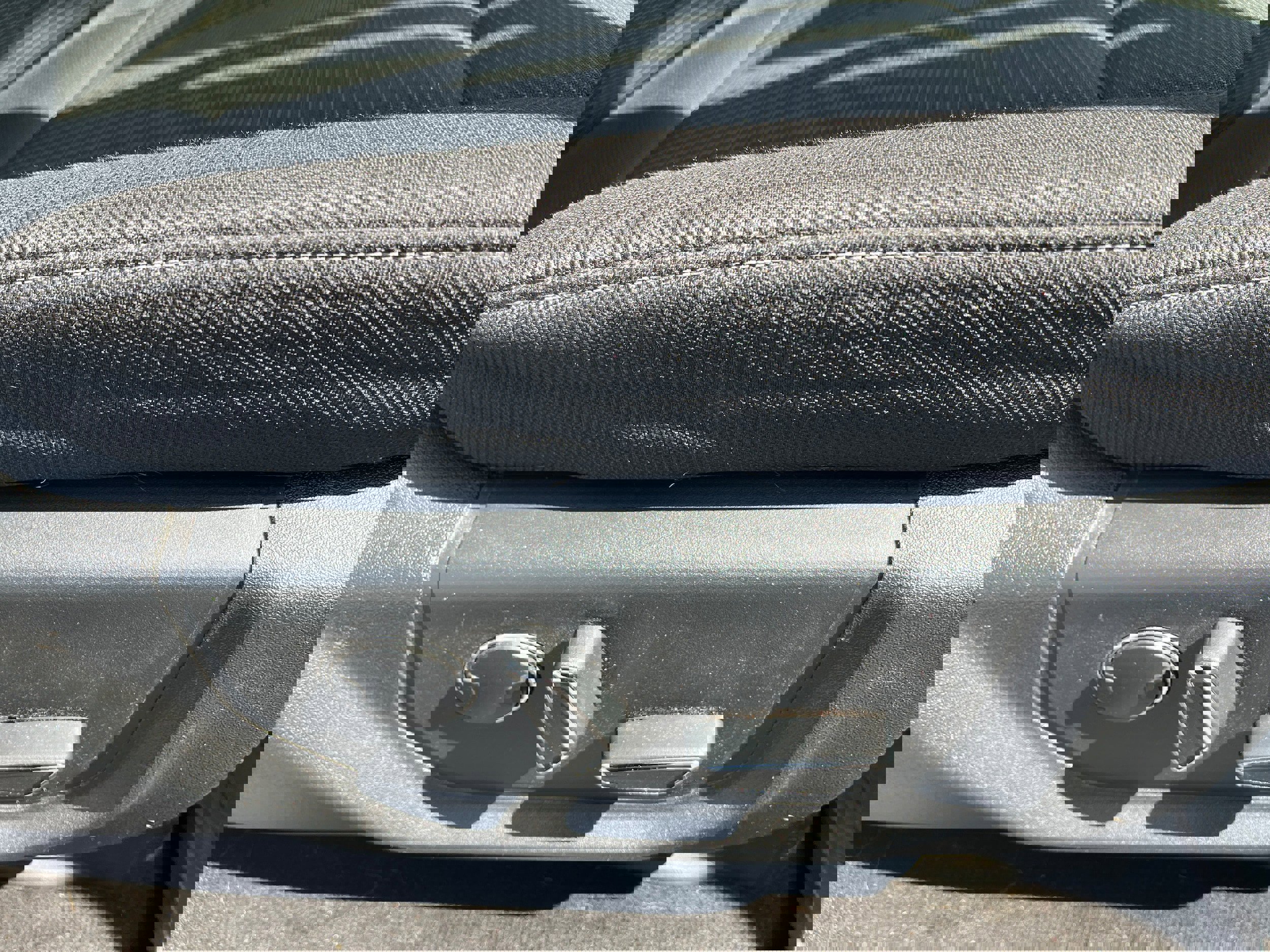 Used 2017 Ford F150 XLT w/ Equipment Group 302A Luxury AWD/4WD image 16