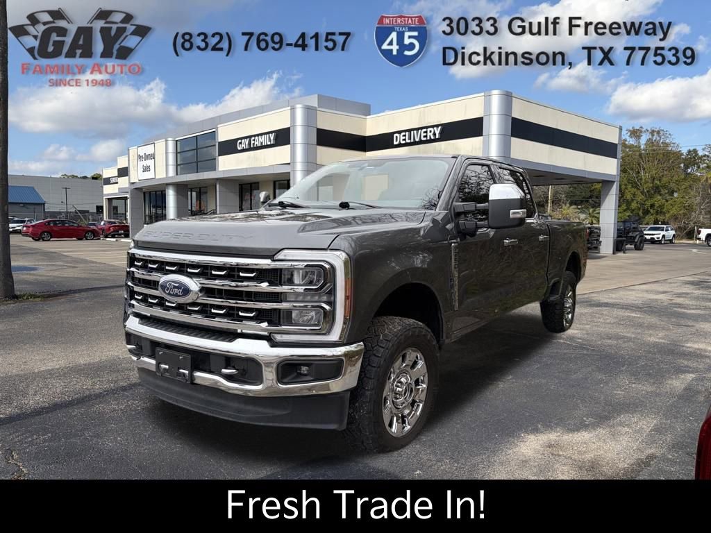 Used 2023 Ford F250 Lariat w/ Chrome Package image 3
