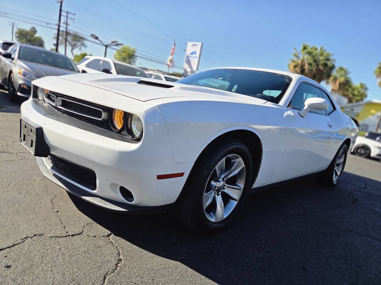 Used 2020 Dodge Challenger SXT RWD image 6