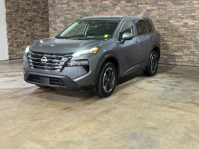 Certified 2025 Nissan Rogue SV image 5