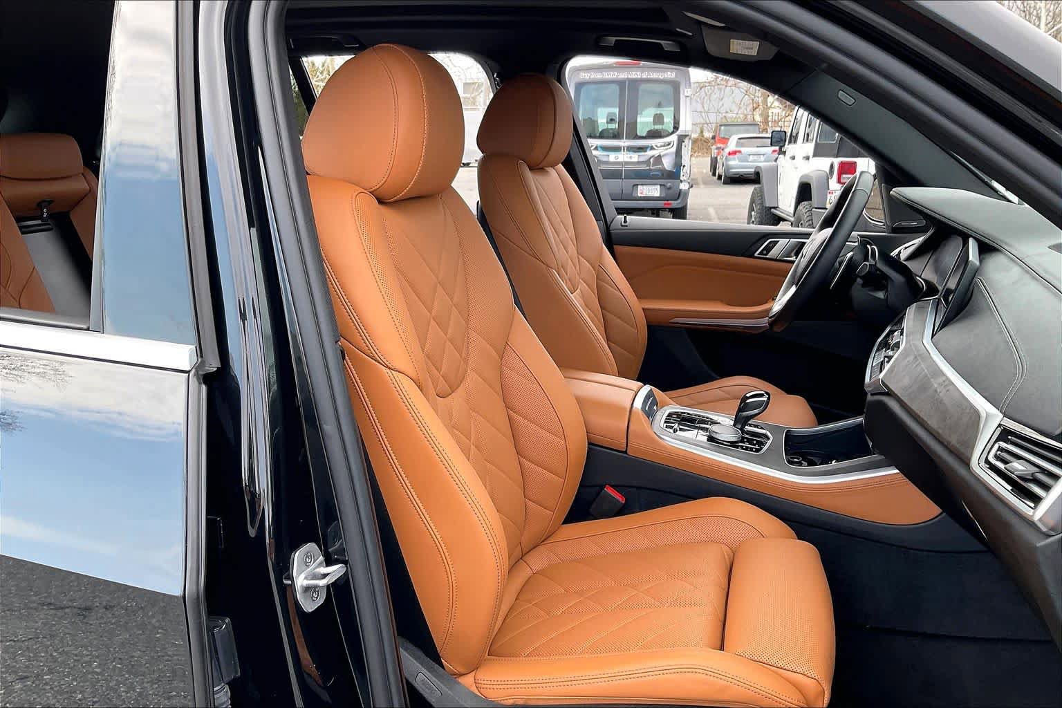 Certified 2023 BMW X5 xDrive45e w/ Climate Comfort Package image 8