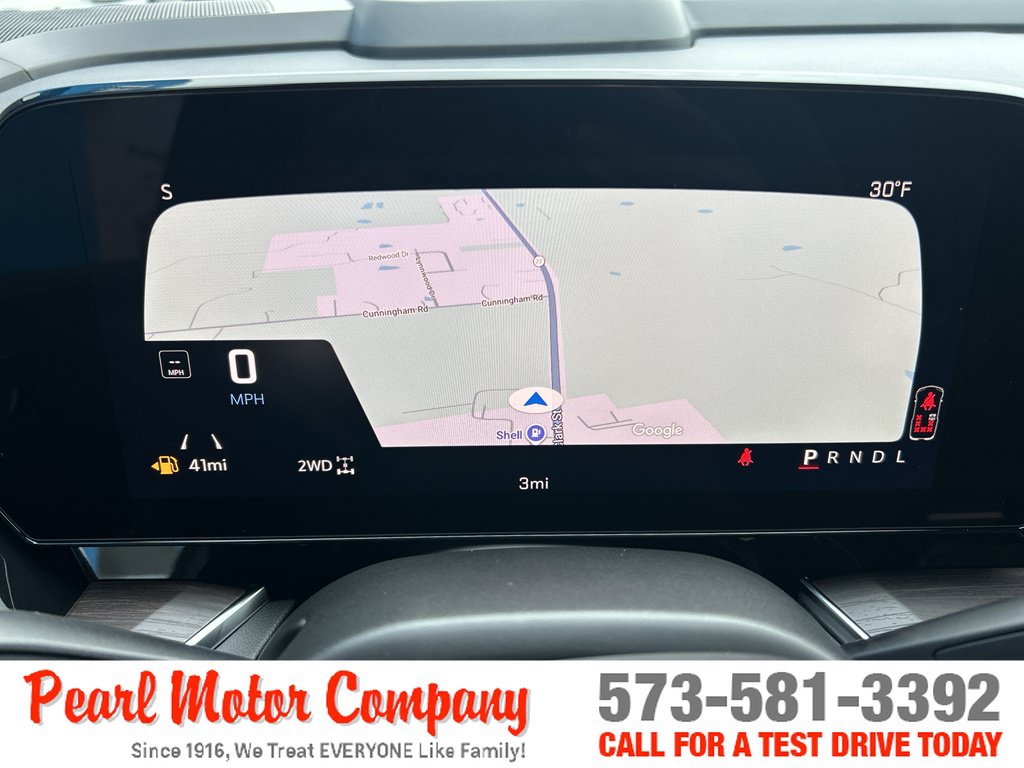 New 2026 Chevrolet Suburban Premier w/ Sun And Tow Package AWD/4WD image 12