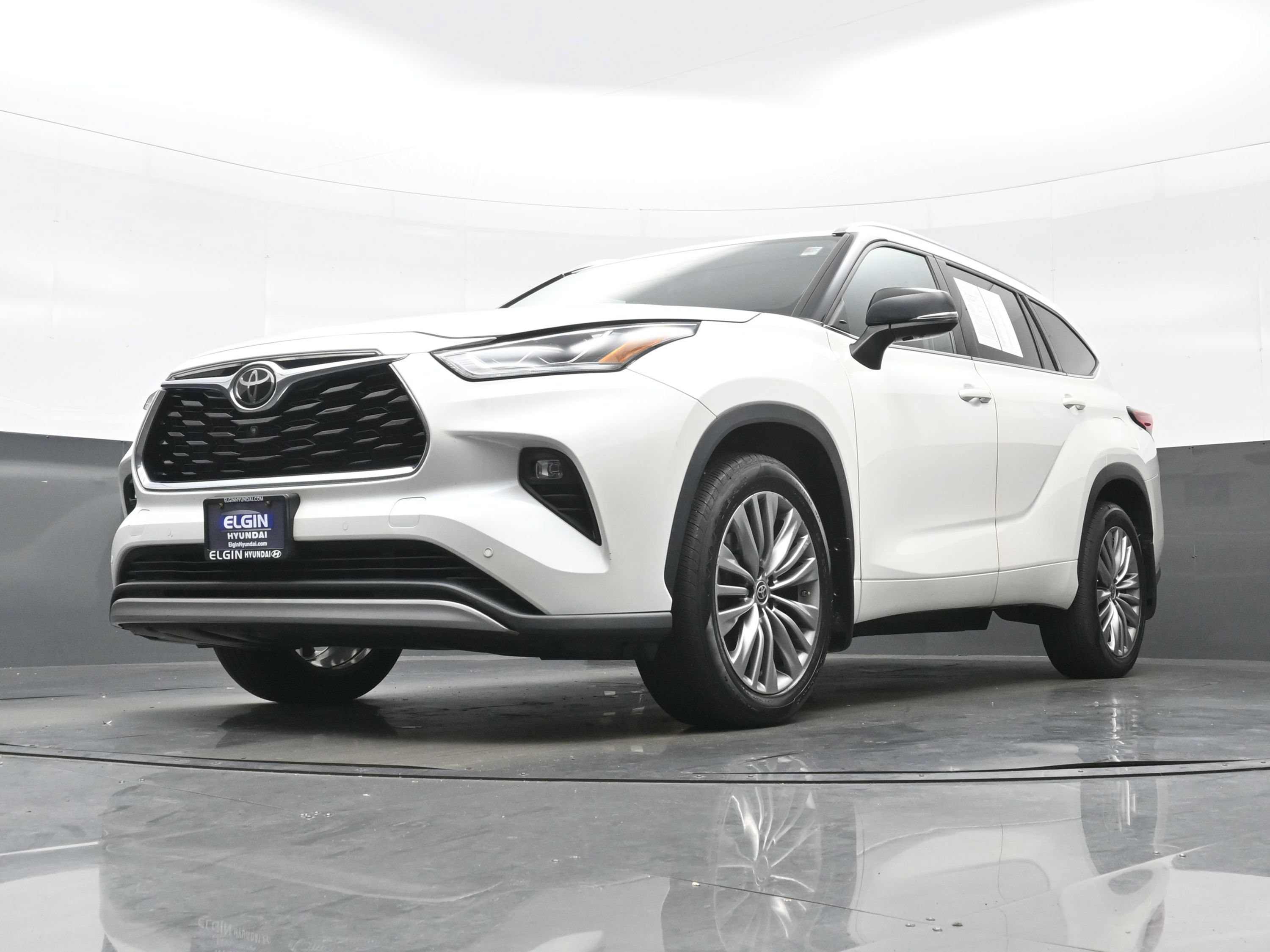 Used 2021 Toyota Highlander Platinum AWD/4WD image 28